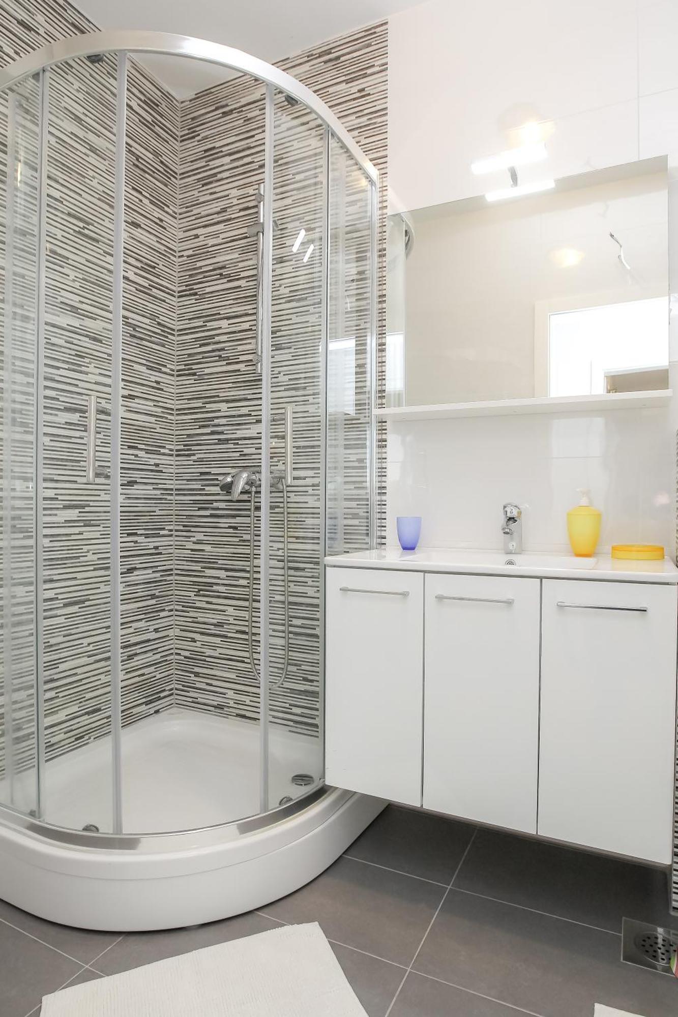Apartments Tomana ノヴァリャ 部屋 写真