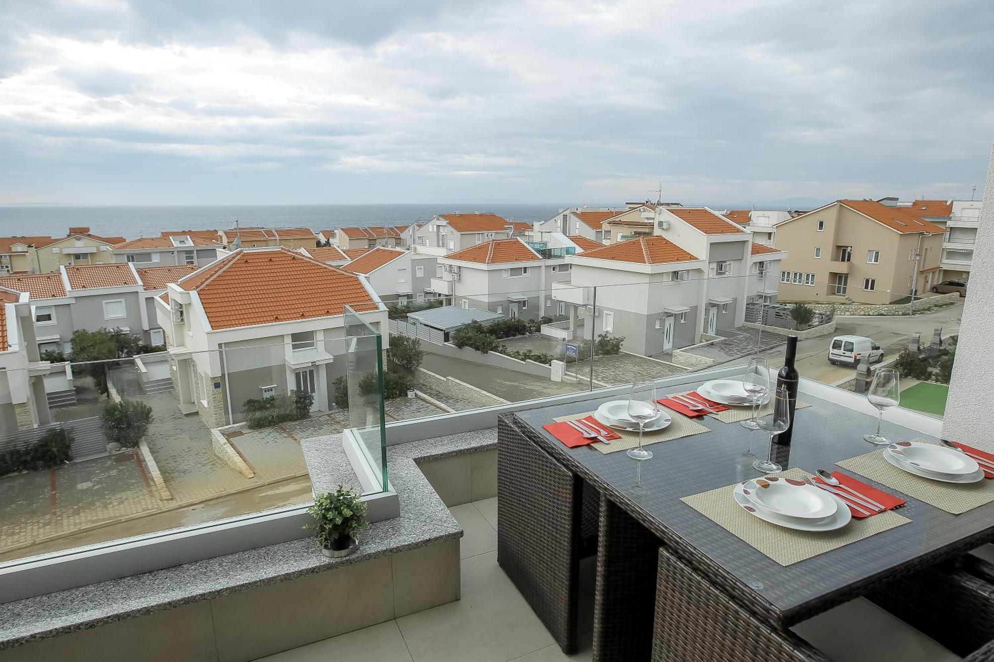 Apartments Tomana ノヴァリャ エクステリア 写真