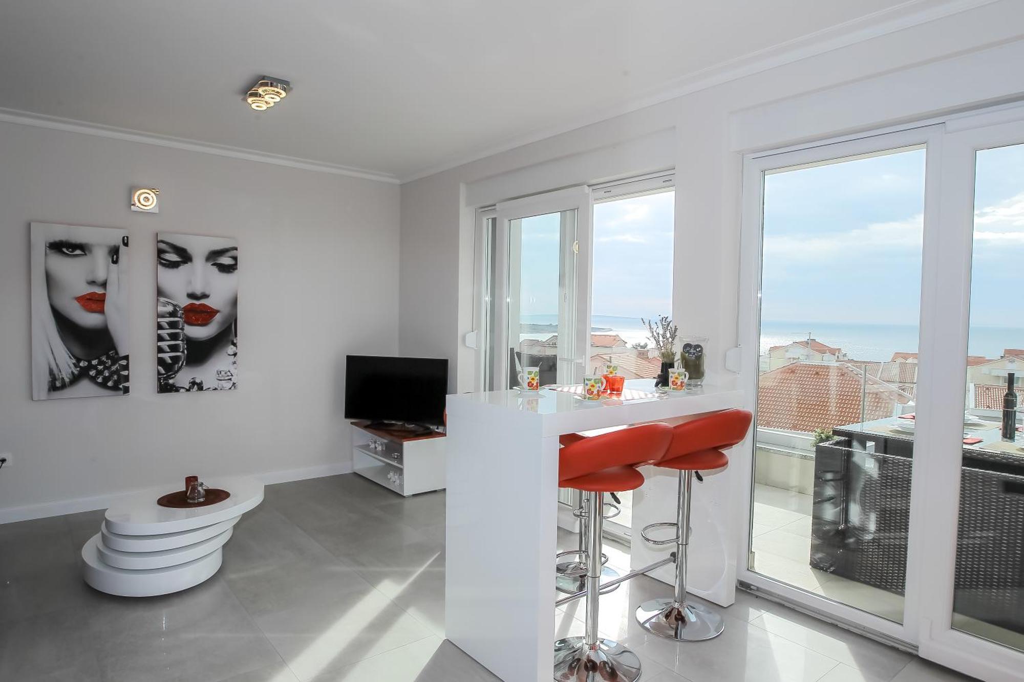 Apartments Tomana ノヴァリャ エクステリア 写真